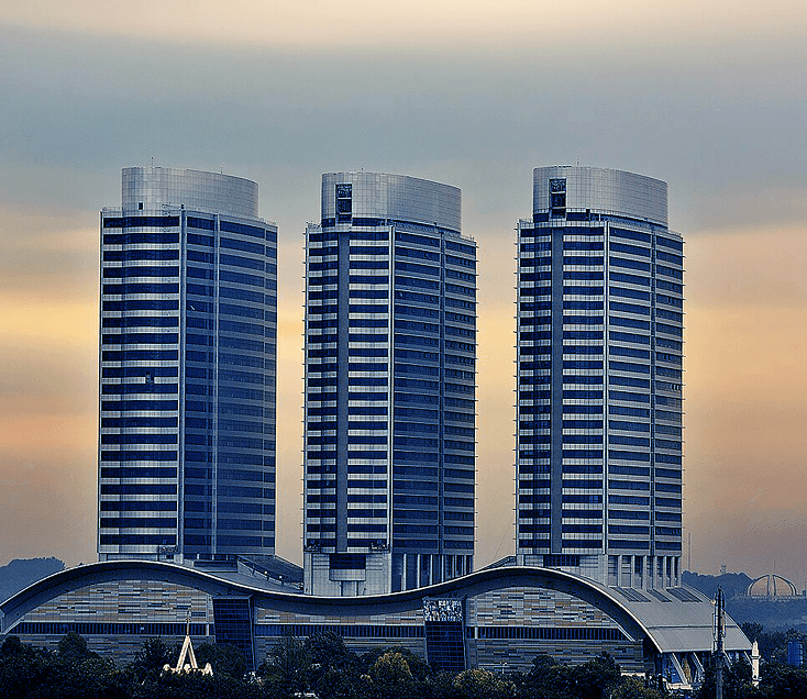 Centaurus Mall in Islamabad with its distinctive high-rise towers, featured in the Cyrus One travel guide.