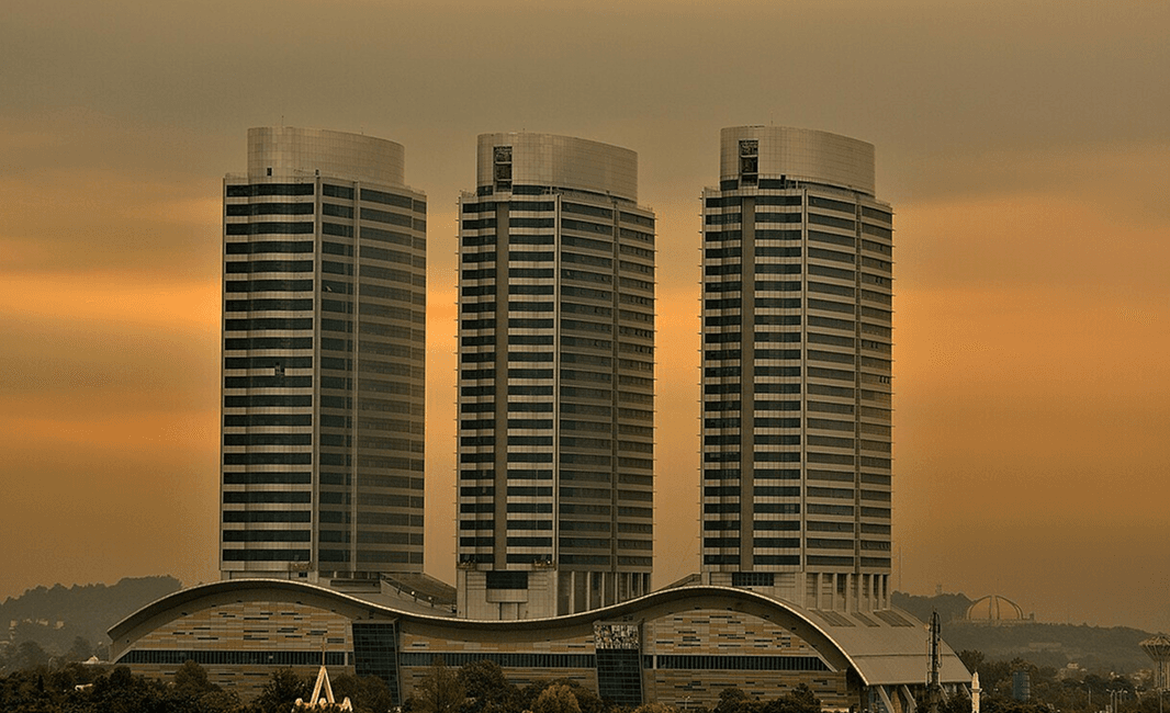 Centaurus Mall in Islamabad, a shopping and dining destination accessible from Cyrus One.