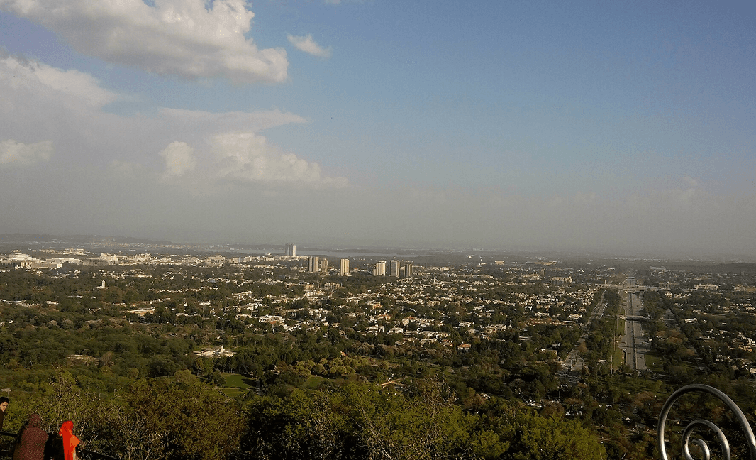 Panoramic view of Islamabad from Daman-e-Koh in the Margalla Hills, featured in the Cyrus One Islamabad guide.